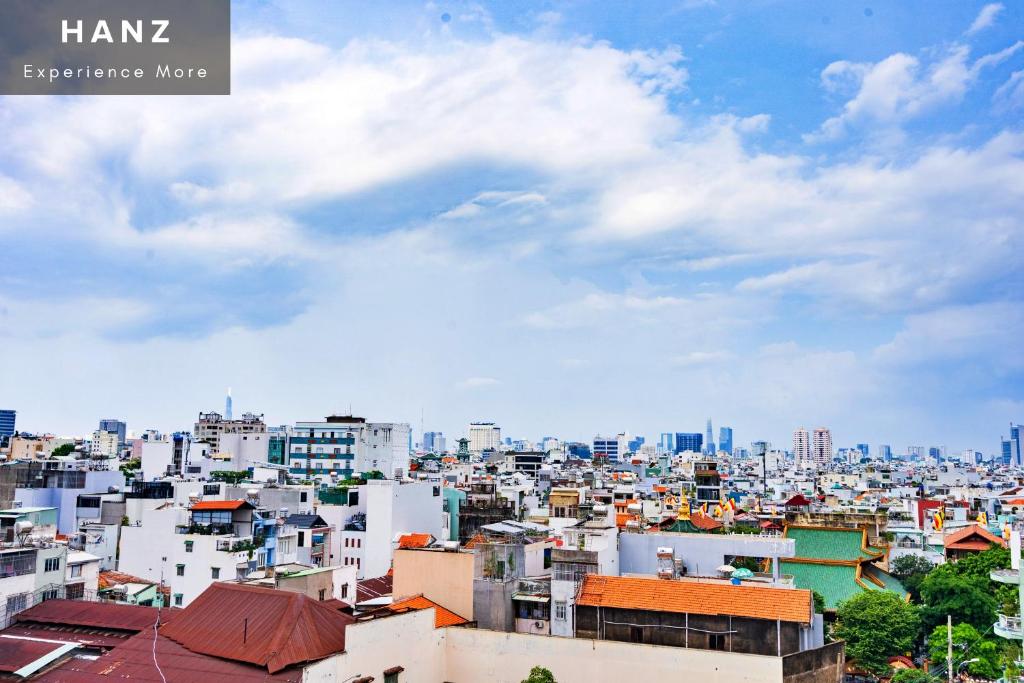 Khách Sạn Vương Quang