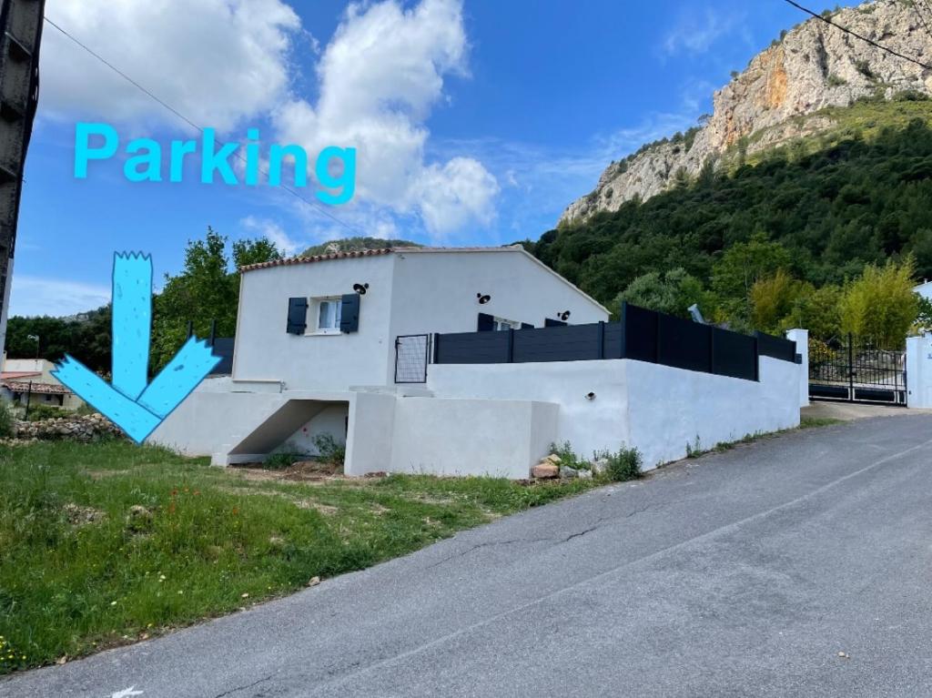 Maison avec jardin, parking entre mer et montagne photo 1