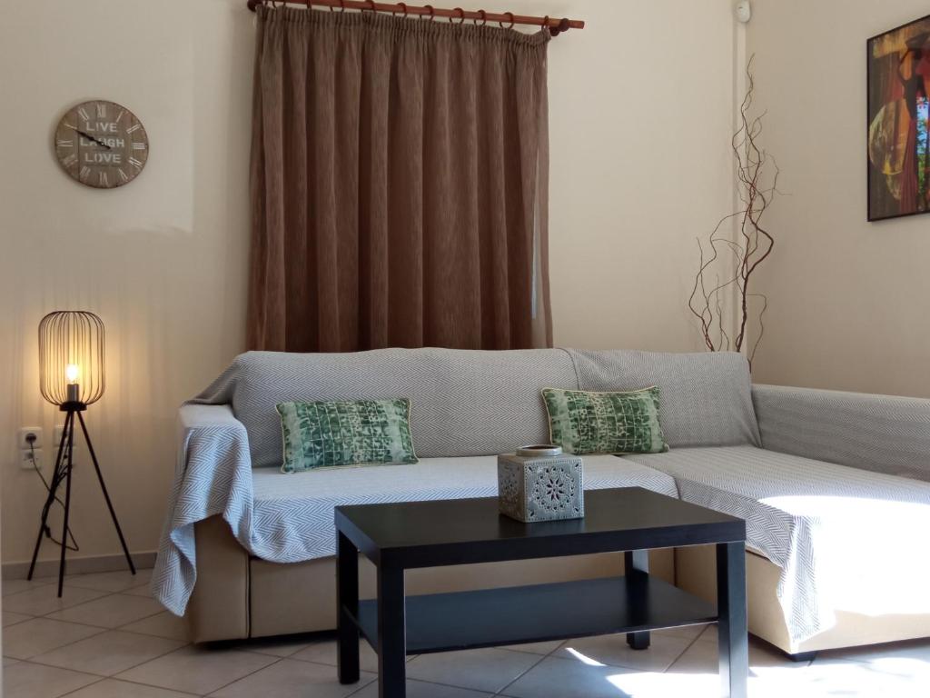 Sea Side House Kourouta photo 4