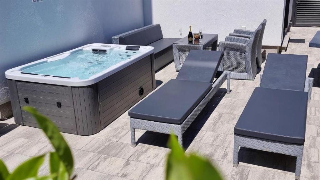 BARTOL LUXURY APARTMENTS KRK Croatia photo 2