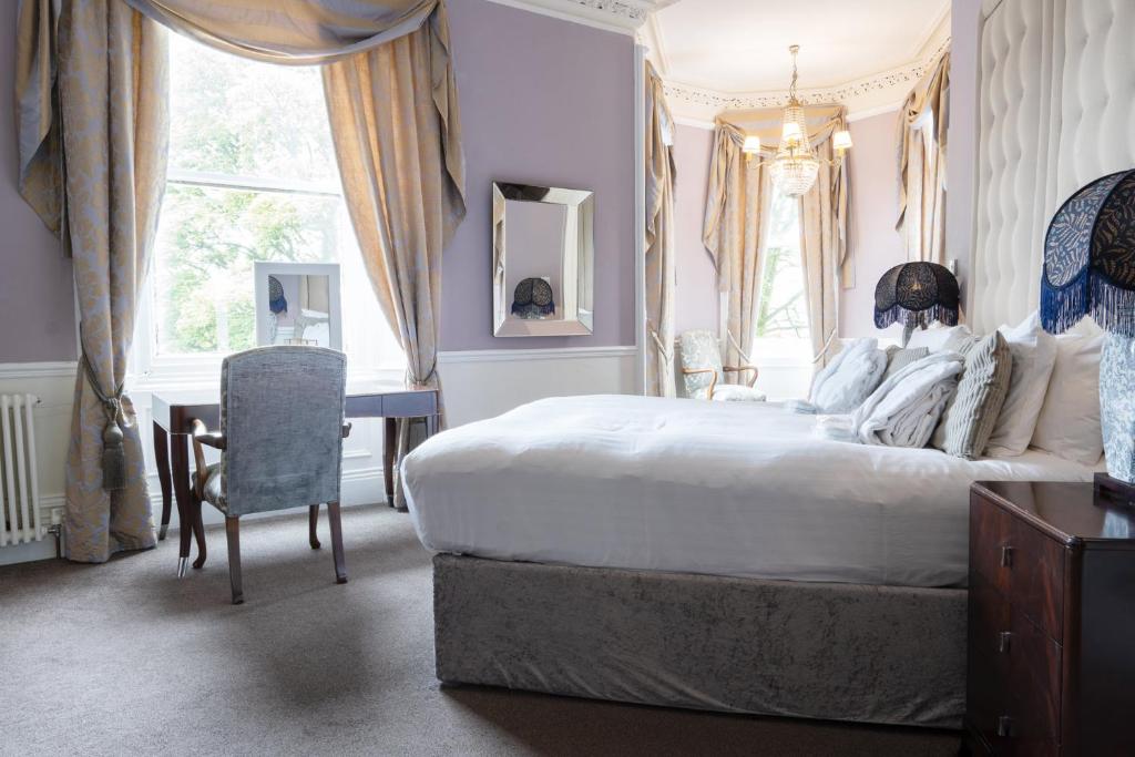 Hollin House Hotel - Tap to explore photos