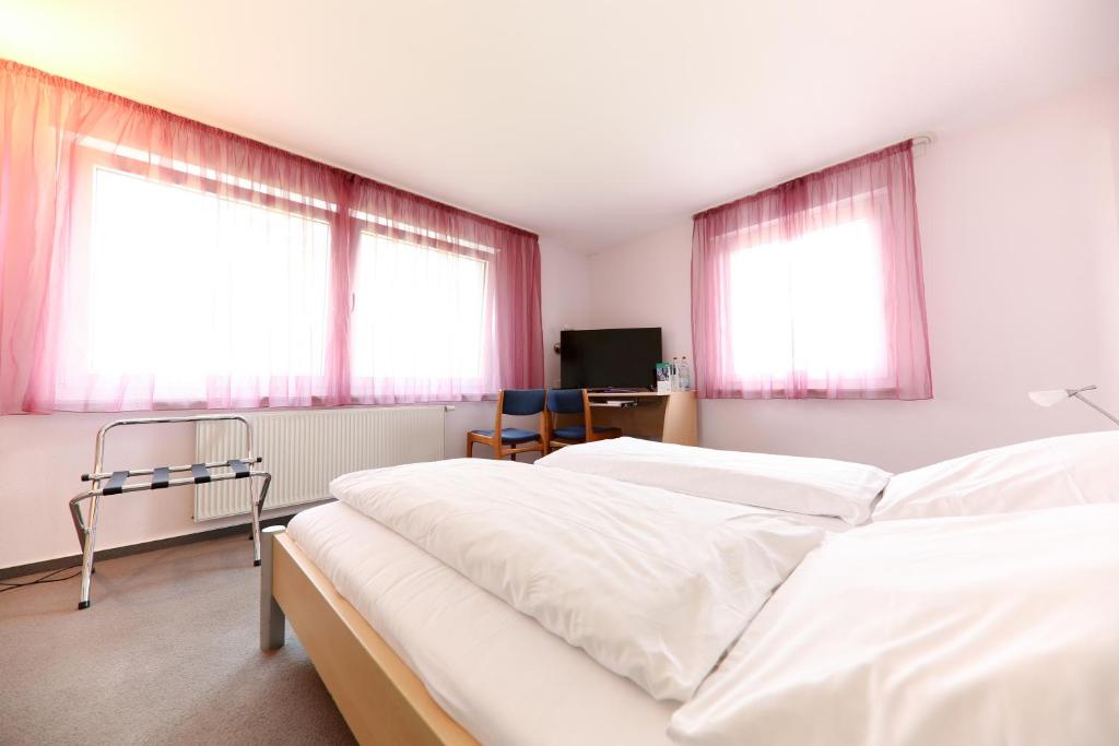 Hotel Albblick Bad Boll photo 4