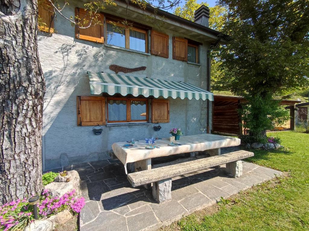 Chalet Merlo by Interhome photo 2