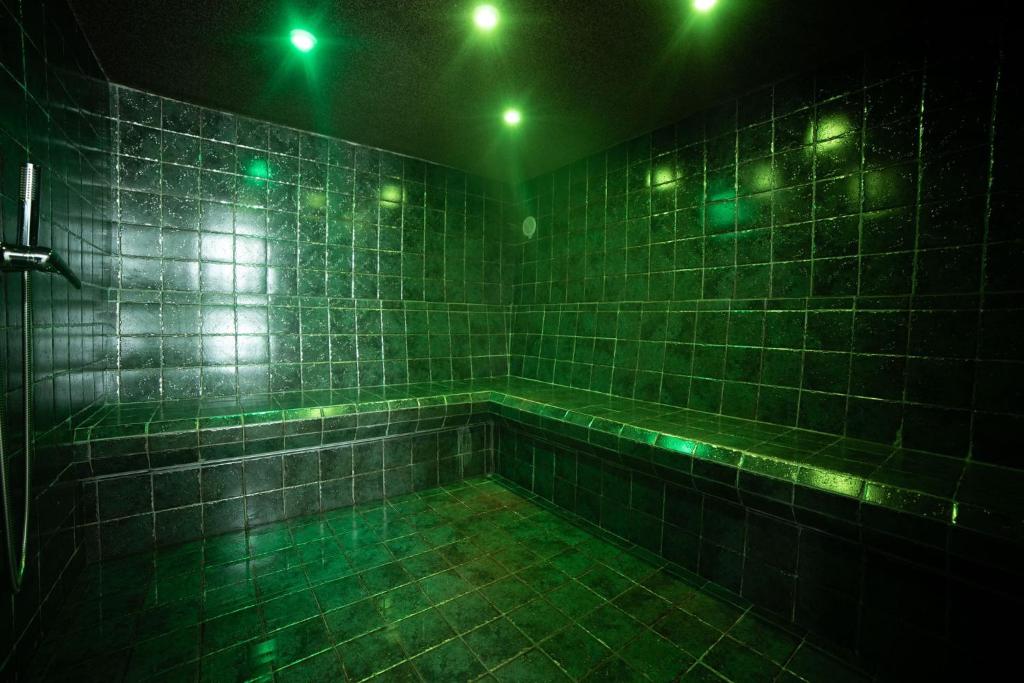 Hotel Kulla e Bajraktarit photo 4