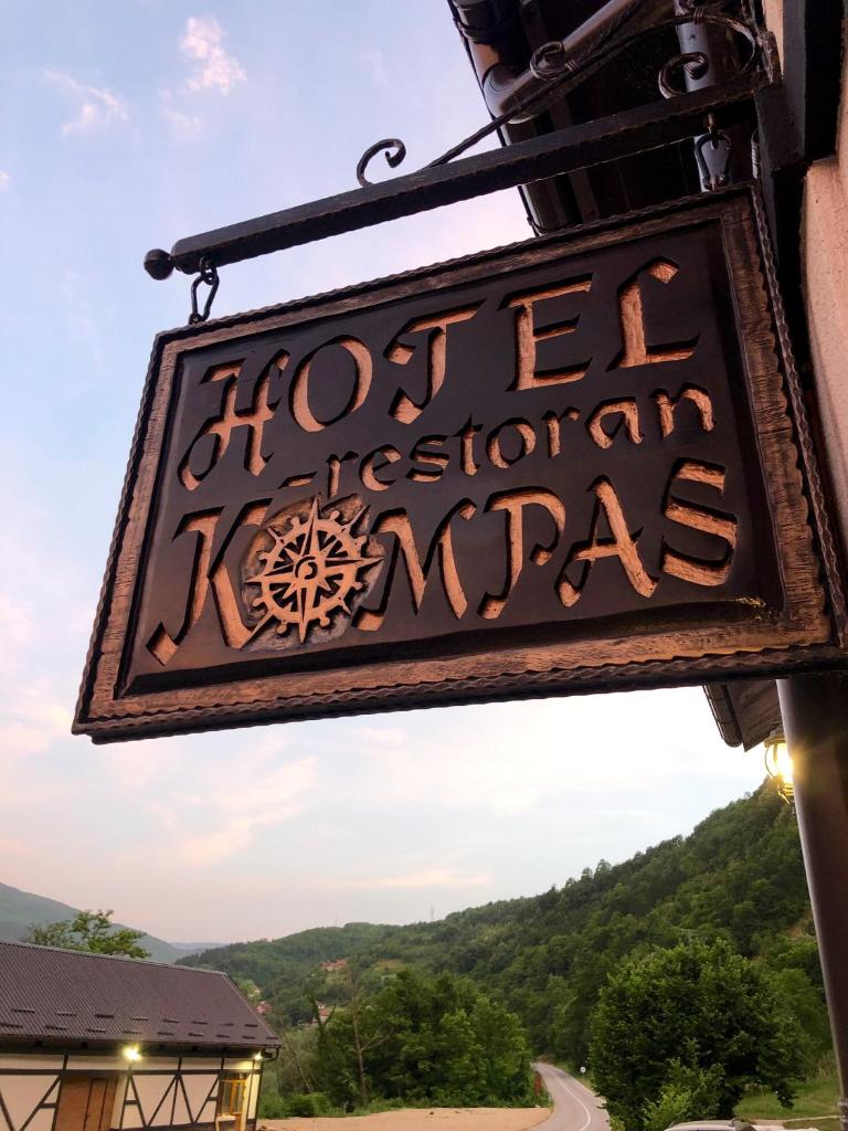Hotel Kompas photo 2