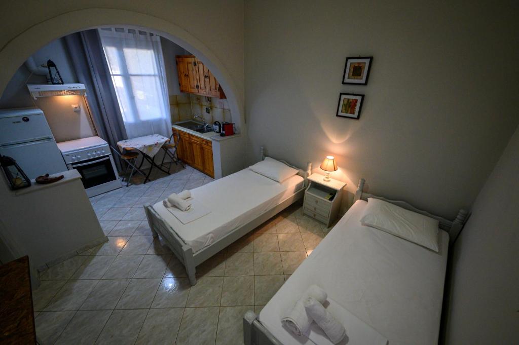 George Apartments Stoupa photo 2
