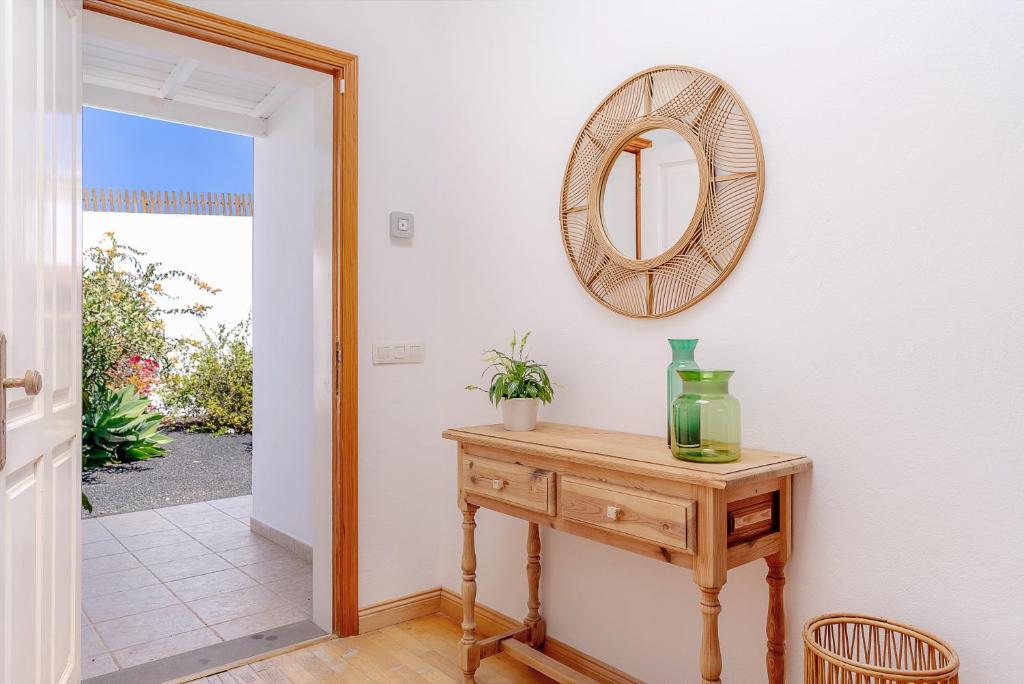 Villa Fika, Amazing 3 bedroom Ocean View with Pool photo 2