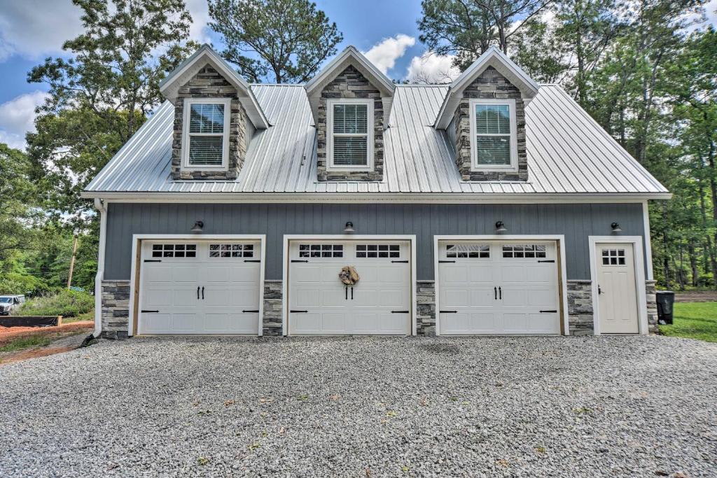 Charming Lake Marion Getaway Near Outdoor Fun photo 1