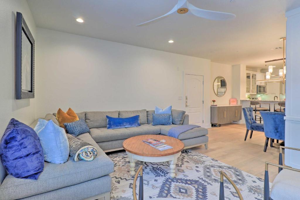 Lake LBJ Condo with Balcony and Shared Boat Docks photo 4