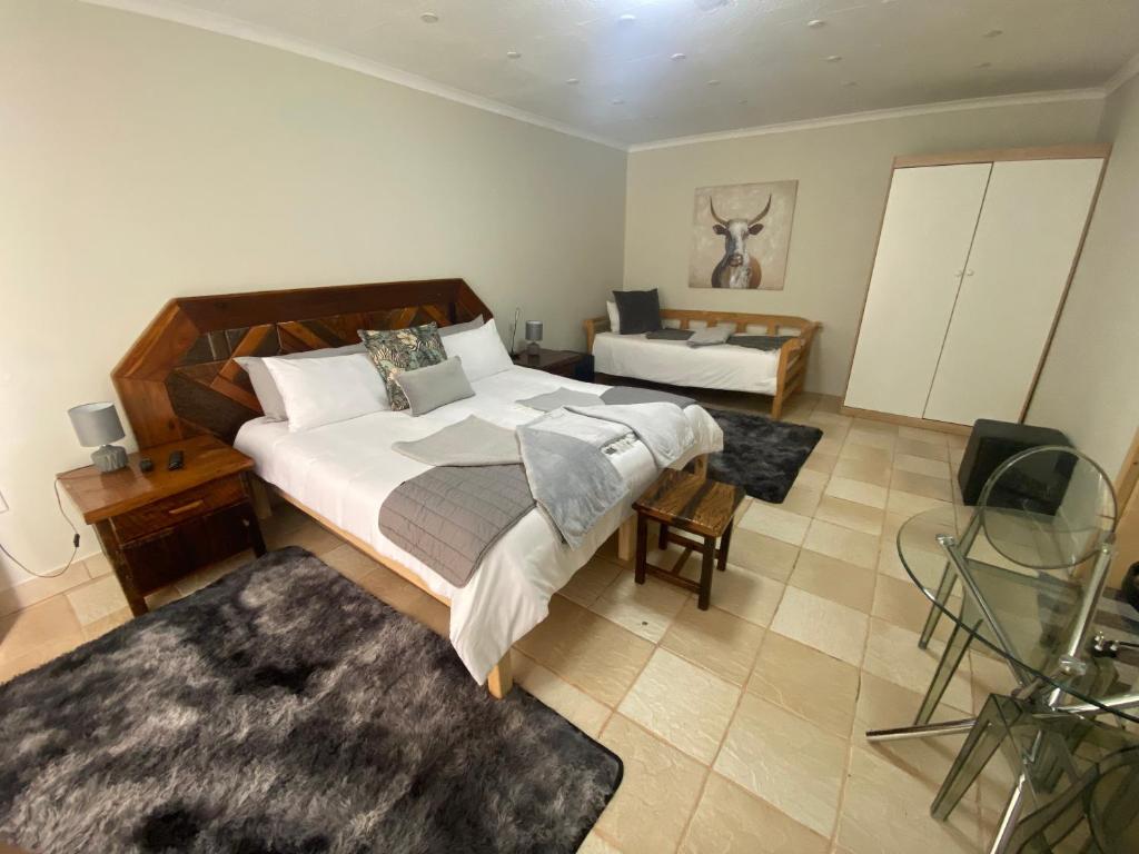 Tamarisk Guest Lodge photo 2
