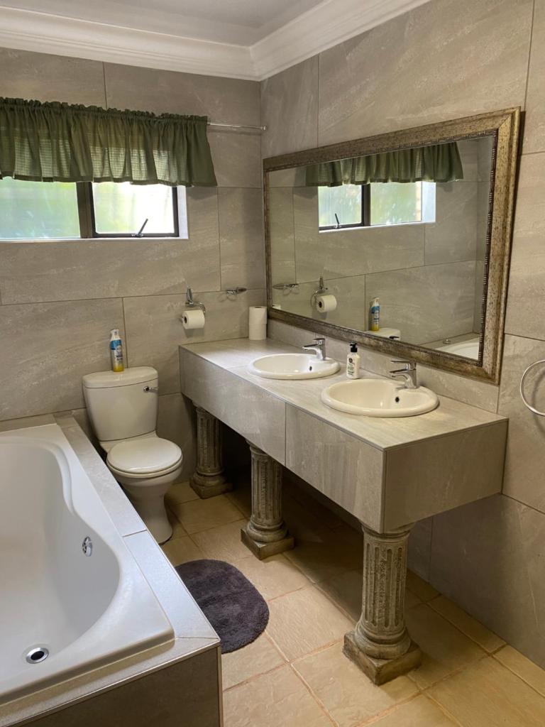 Tamarisk Guest Lodge photo 1