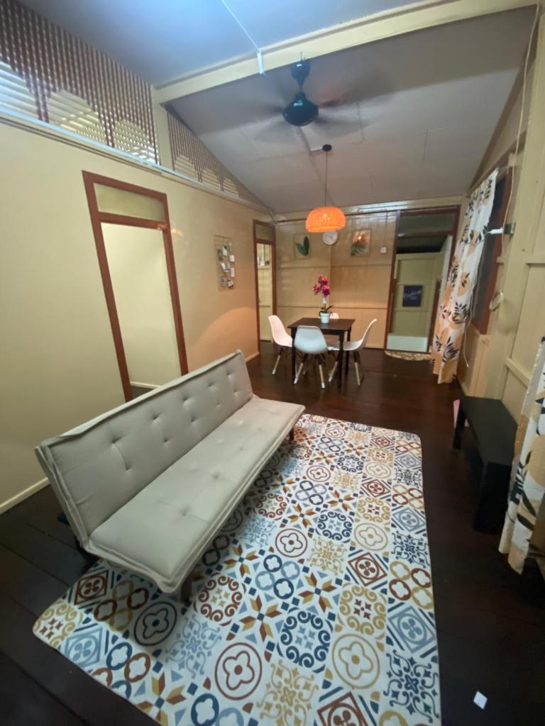 ORKED LUDICIA 2 bedroom Village Cottage house photo 3