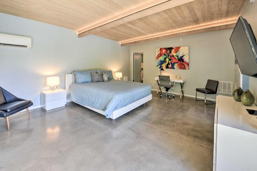 Palm Springs Home w/ Private Pool & Hot Tub! - Tap to explore photos