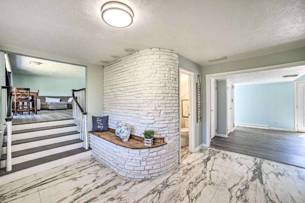 Spacious Getaway with Heated Private Pool! photo 3