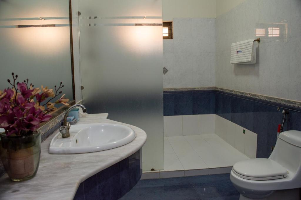 Hotel BlueSky Clifton photo 3