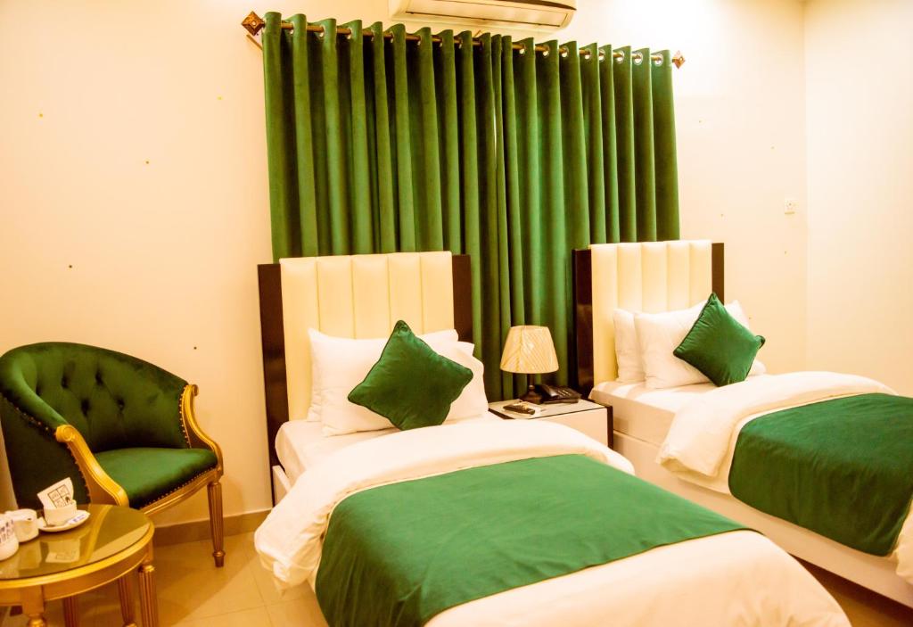 Hotel BlueSky Clifton photo 2