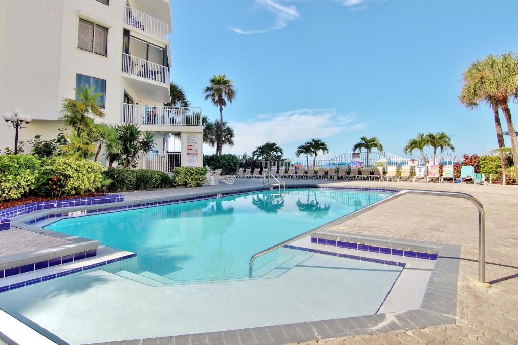 Beach Palms 405 photo 3