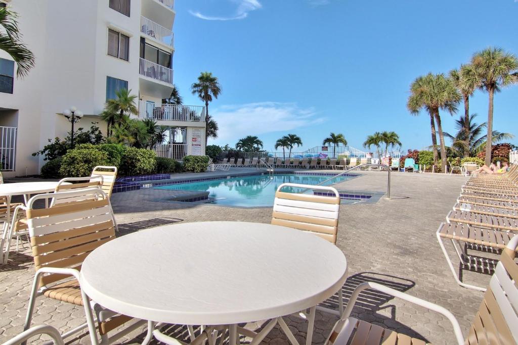 Beach Palms 405 photo 4