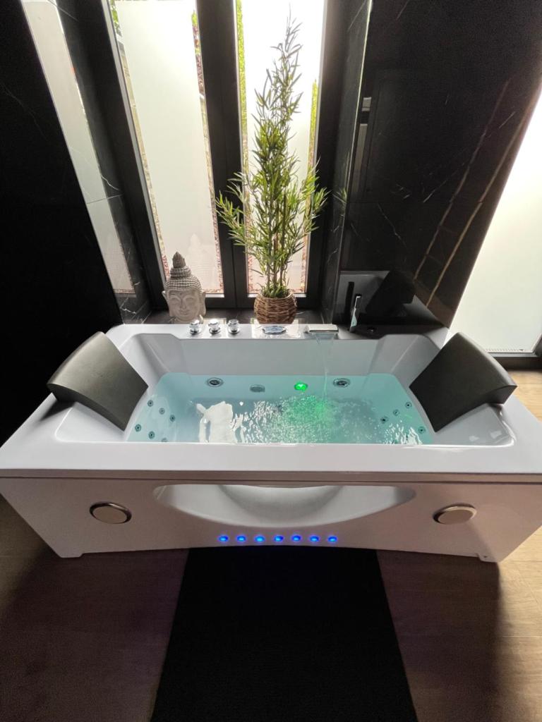 L'heure de la détente Spa privatif photo 1