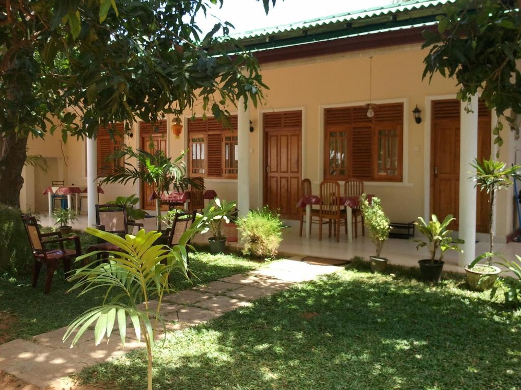 Tissa Resort photo 2