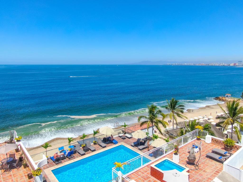 The Paramar Beachfront Boutique Hotel With Breakfast Included - Downtown Malecon photo 3