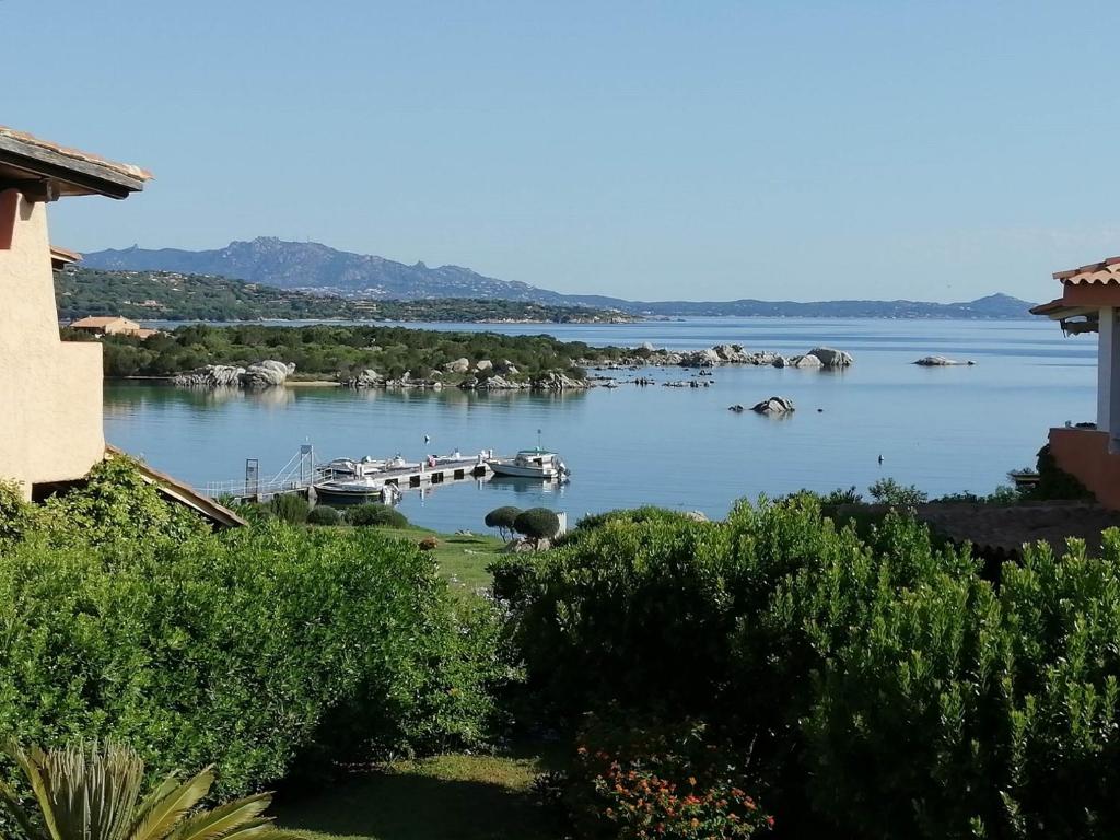 Dany's Home in Baia de Bahas photo 1