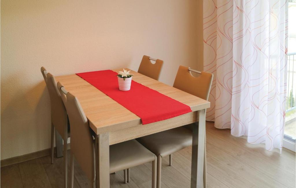 Amazing Apartment In Graal-mritz With 1 Bedrooms photo 4