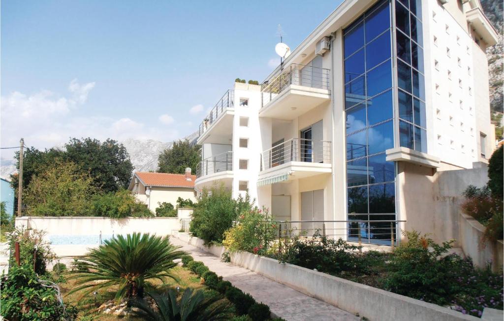 Stunning Apartment In Kotor With 1 Bedrooms, Wifi And Outdoor Swimming Pool photo 1