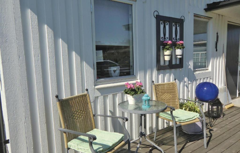 Amazing Home In Kpingsvik With 3 Bedrooms photo 4
