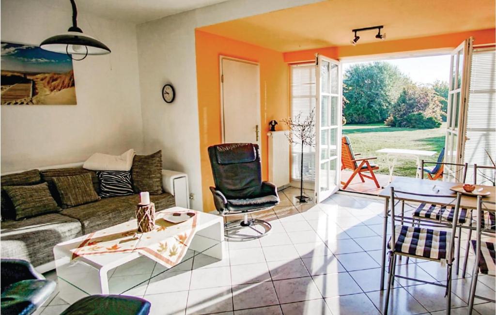 Amazing Apartment In Zempin With 1 Bedrooms And Wifi photo 4