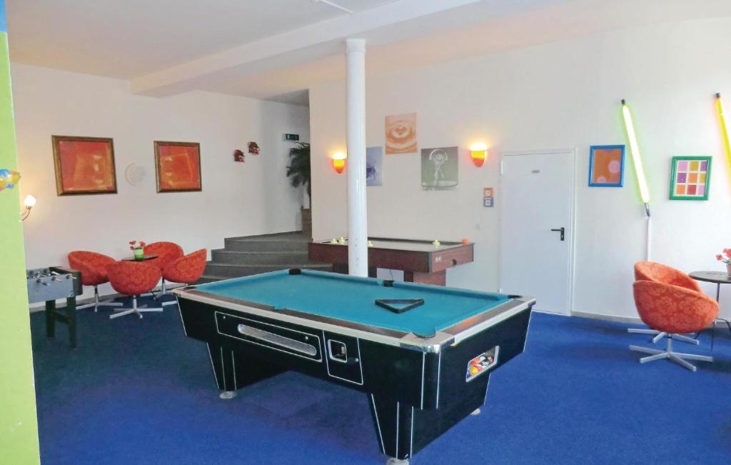 Amazing Home In Auerbach With 16 Bedrooms, Sauna And Wifi photo 2