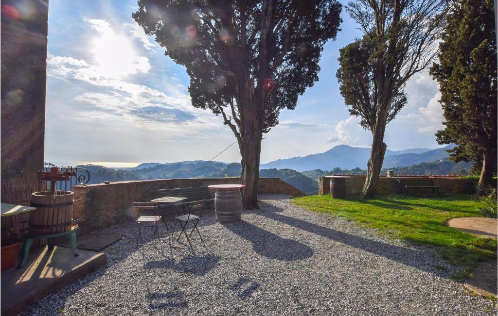 Awesome Home In Massarosa With Wifi And 2 Bedrooms photo 4