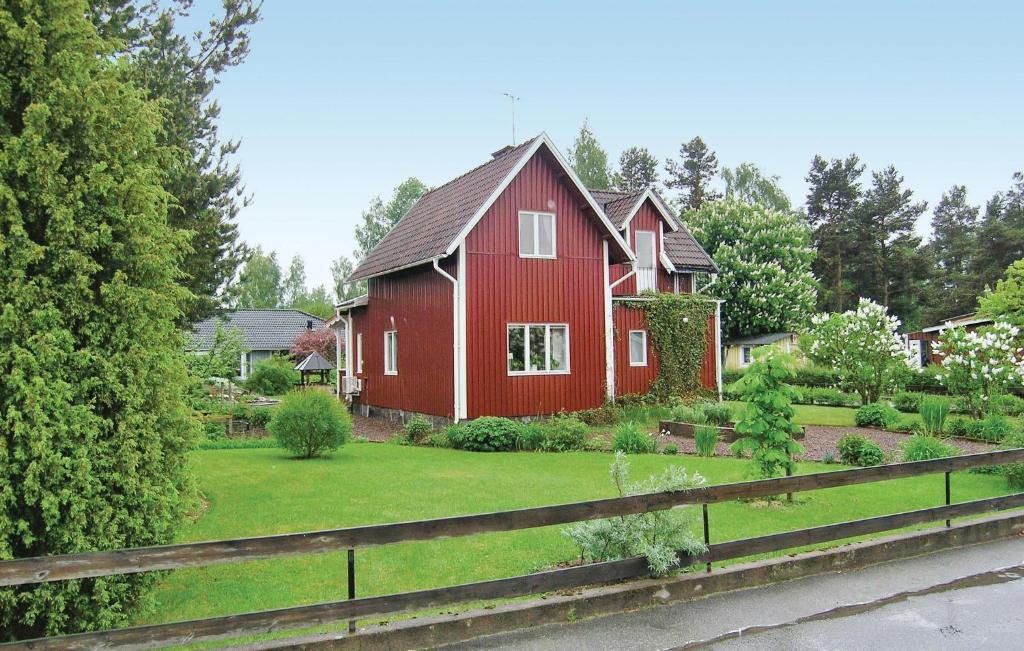 Stunning Home In Hultsfred With 2 Bedrooms And Wifi photo 1