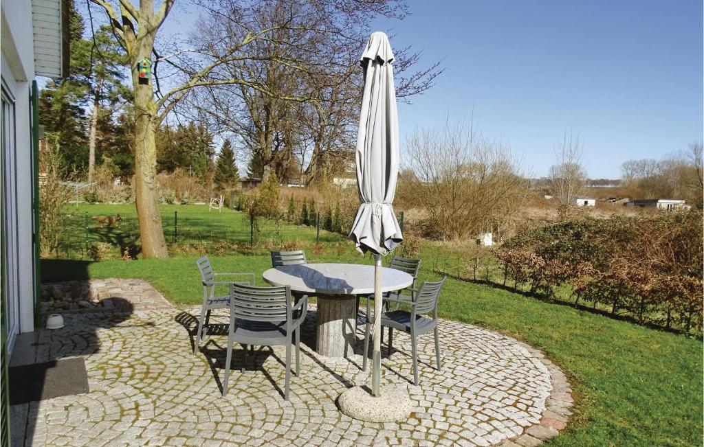 Beautiful Home In Insel Poel-kirchdorf With 2 Bedrooms And Wifi photo 2