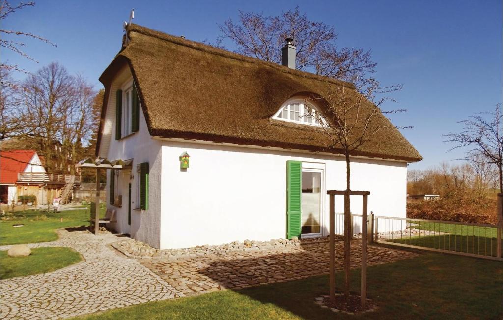 Beautiful Home In Insel Poel-kirchdorf With 2 Bedrooms And Wifi photo 3