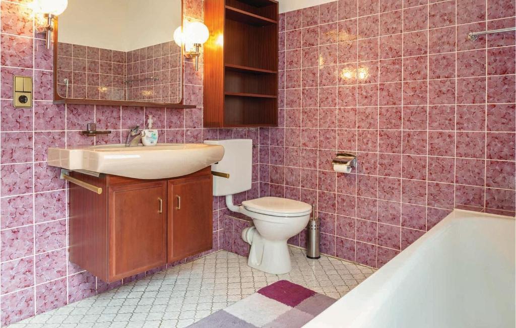Awesome Apartment In Hornberg With 2 Bedrooms And Wifi photo 1