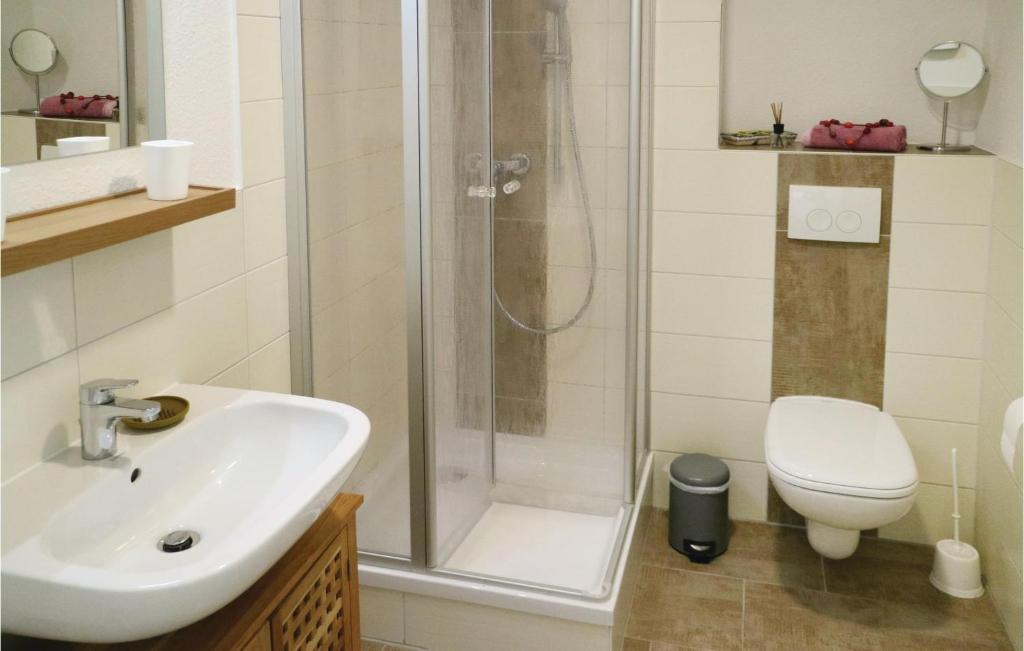 Awesome Apartment In Graal-mritz With 1 Bedrooms photo 2