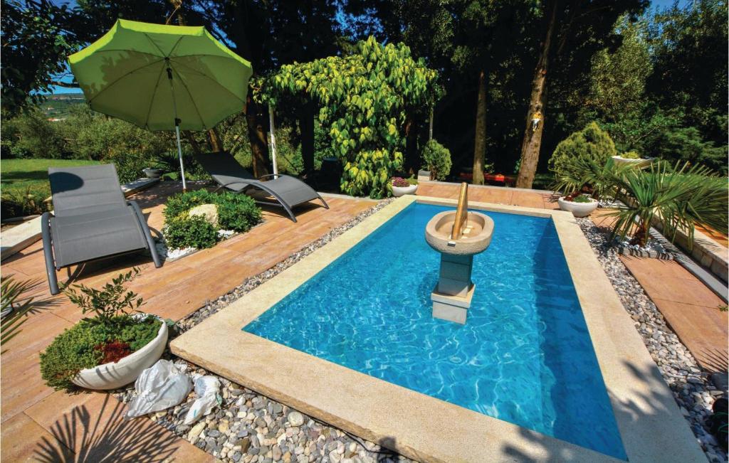 Amazing Apartment In Portoroz With 2 Bedrooms And Wifi photo 3