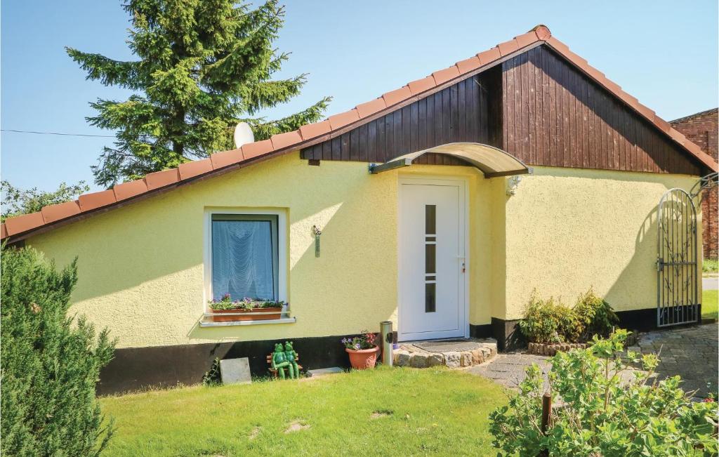 Beautiful Home In Steffenshagen With 1 Bedrooms And Wifi photo 1