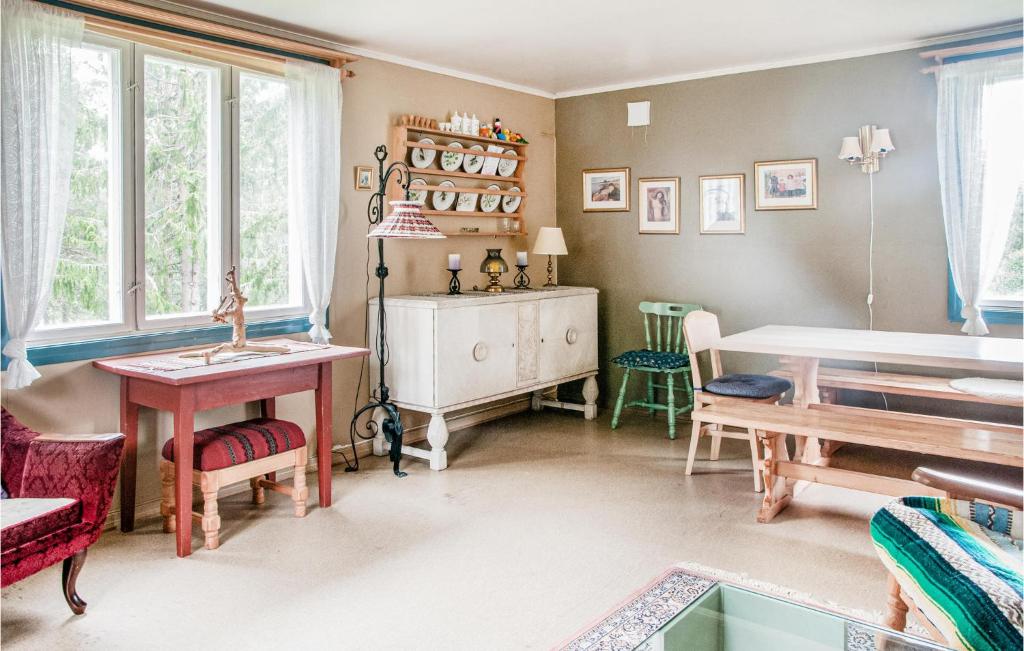 Amazing Home In Tufsingdalen With 5 Bedrooms And Wifi photo 3