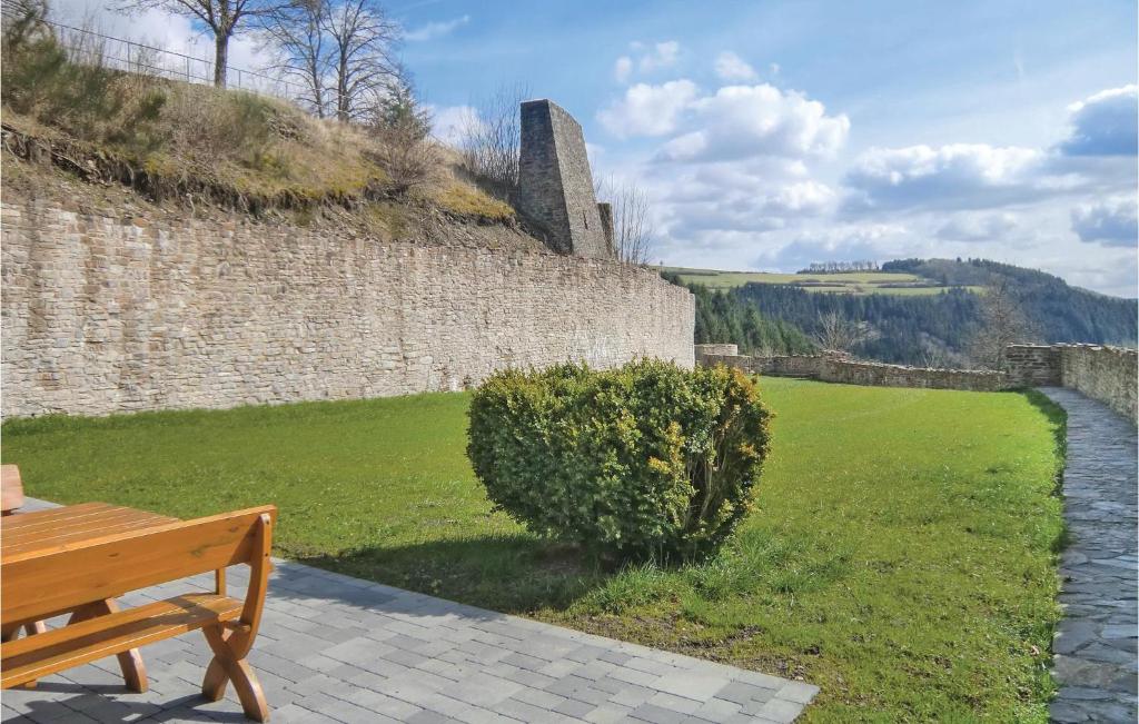 Amazing Apartment In Dasburg With 2 Bedrooms And Wifi photo 2