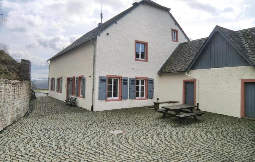 Amazing Apartment In Dasburg With 2 Bedrooms And Wifi photo 3