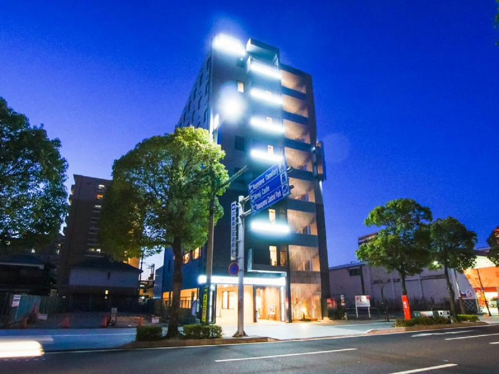HOTEL LiVEMAX Himeji Shiyakusho Mae photo 1