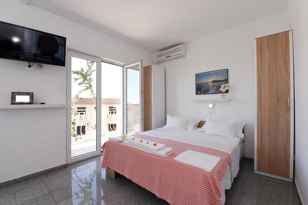 Makarska sea view rooms photo 3
