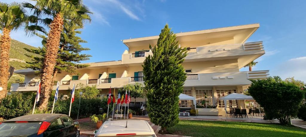 Apollon Hotel photo 2