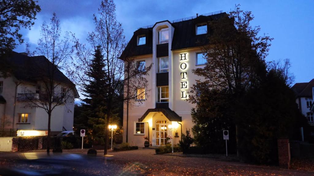 Hotel Brandenburg photo 1