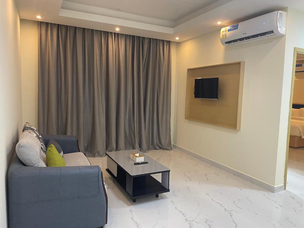 Season Inn Hotel Apartment_Duqm photo 1