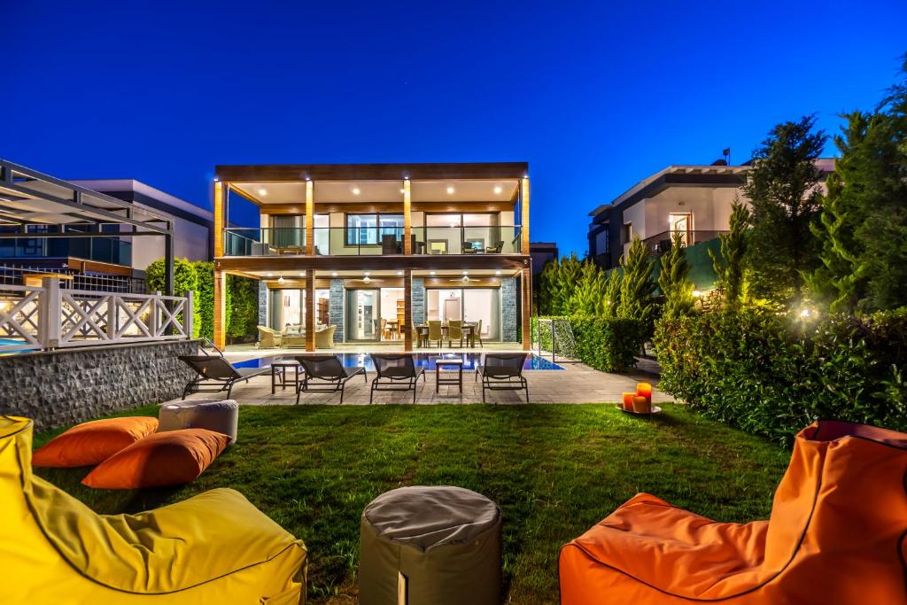 Deluxe Villa Emilie with Private Swimming Pool photo 4