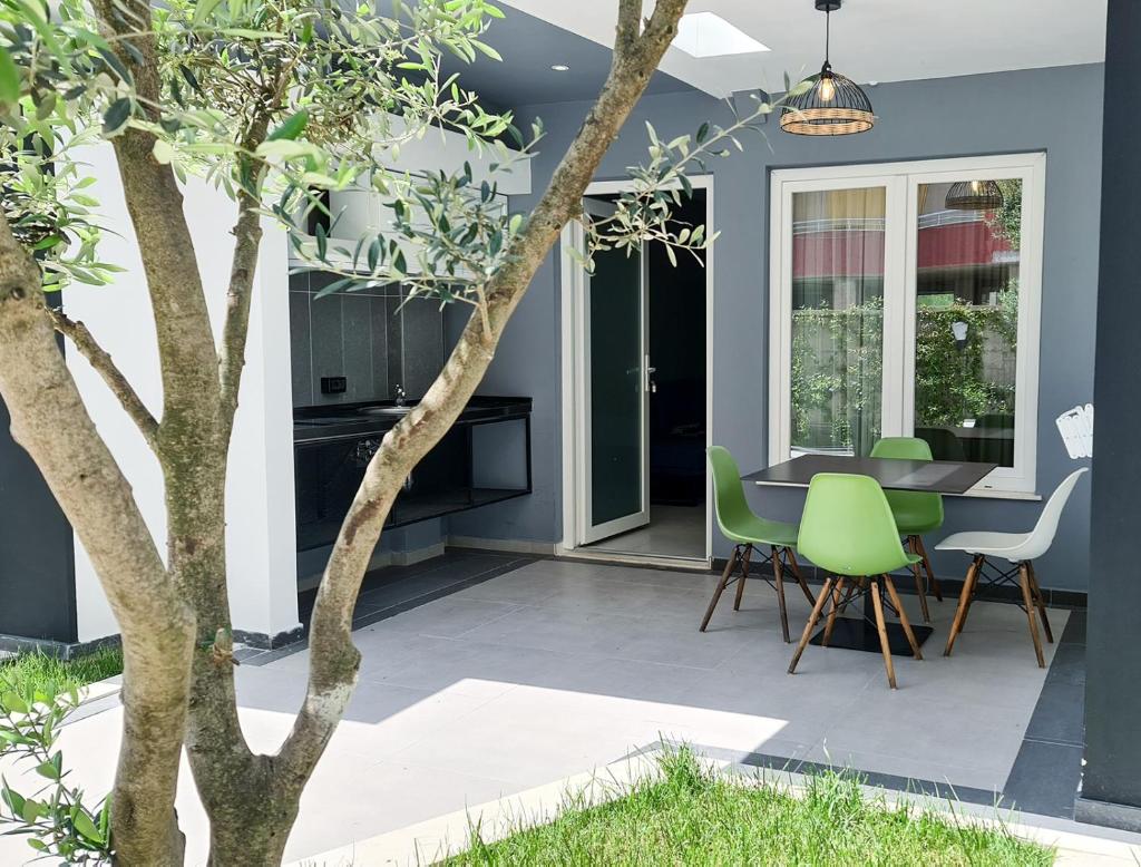 Garden Rooms photo 2