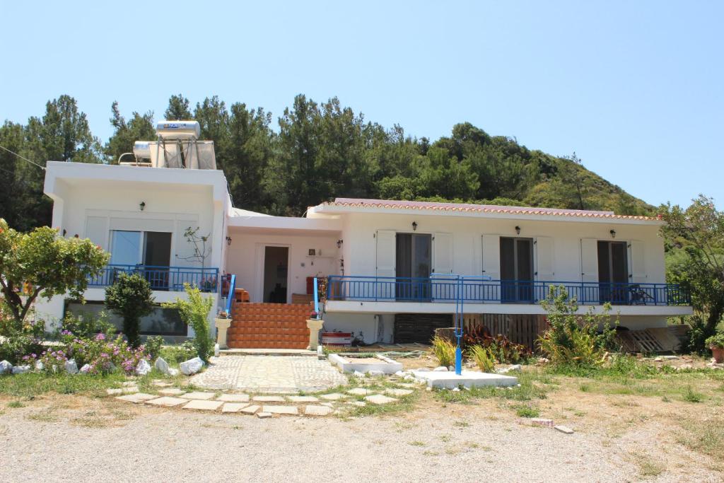 K Farm House photo 2